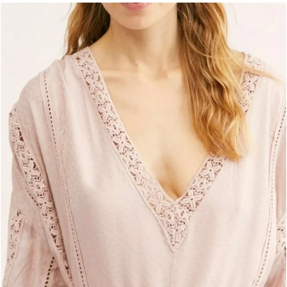 Free people floral pink romper embroidery tie NWT medium - Picture 3 of 8